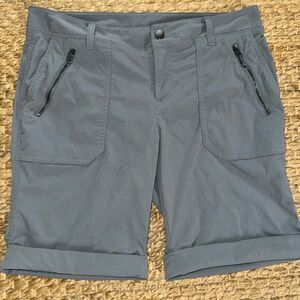 Athleta Cuffed Trekkie Shorts